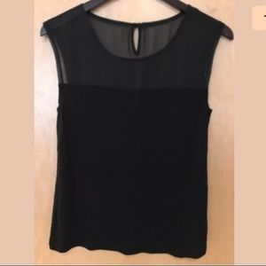 Pre-owned Gap sleeveless top in black - S